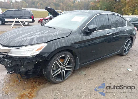 2017 Honda Accord Touring V6 z USA, uszkodzony, nr VIN 1HGCR3F98HA037654